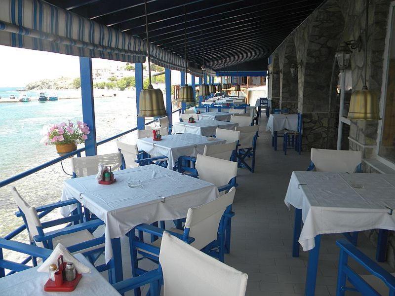 Themis Hotel Myrties Exterior foto