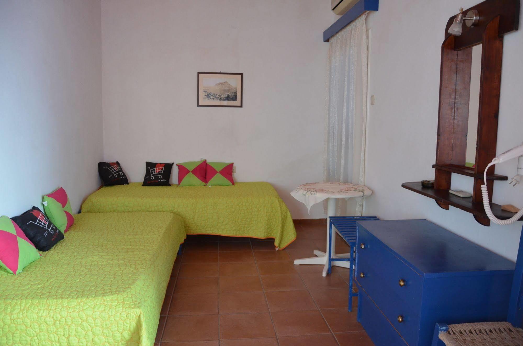 Themis Hotel Myrties Exterior foto